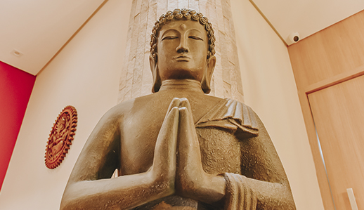 Estátua do Buddha na unidade Buddha Spa São Luís